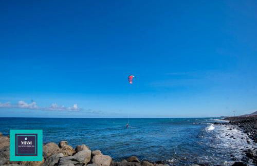 Mara 1 Playa del Burrero junto al mar wifi gratis - Foto 41