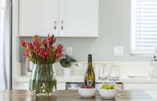 Leyla Pool Spa Min to Downtown Freeways Beaches - Foto 25