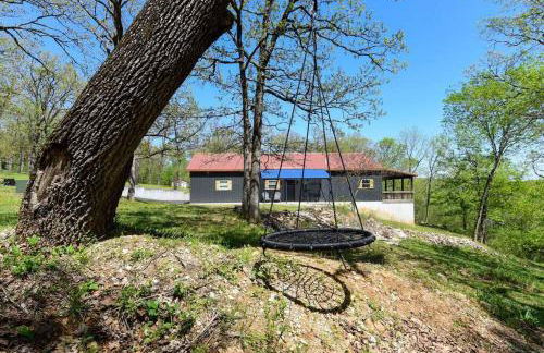 Table Rock Lakefront on 2 Acres with firepit - Foto 17