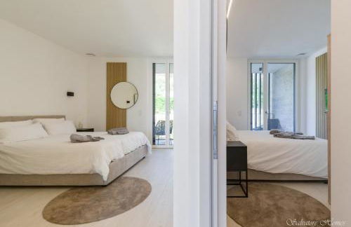 SalvatoreHomes - Luxurious Dreamview Waterfront Apartment in Torri del Benaco with Pool - Casa Azura - a 5 Star Luxury Collection at Lake Garda - Foto 22