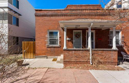 HOT TUB Firepit Pool Table Patio Cozy Downtown Denver - Foto 15