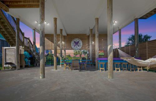 Views! Beachside, Hot Tub, Arcade, Family Beach Retreat with Fun for Every Age! - Foto 4