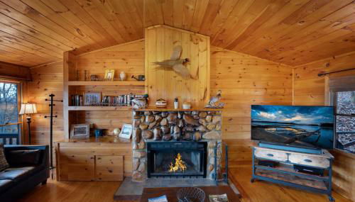 Eagles View Ridge - Gorgeous Mountain Views from the Hot Tub + Firepit - Foto 3