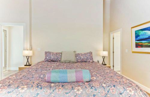 Modern Cabin Retreat with Swim Spa Hot Tub and Air Conditioning - Foto 17