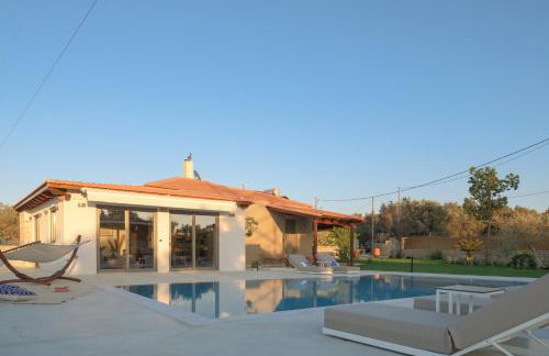 MaYa Villa, Heated Pool Estate near Rethymno and all amenities! - Foto 54