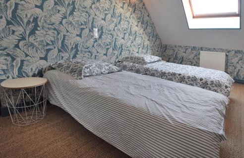 4 Bedroom Cozy Home In Montsenelle - Foto 7