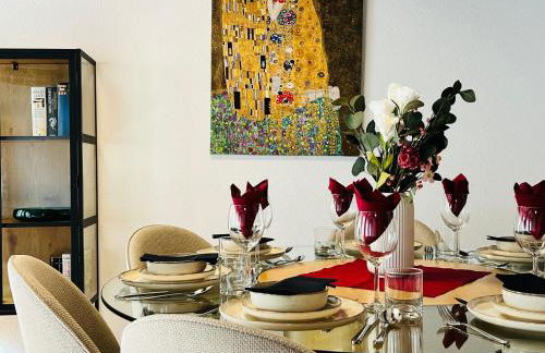 AyCatcherHomes - Luna Boutique Duplex Apt 3BR 2BA 7G Old Town Marburg - Foto 9