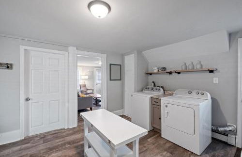 Stylish & Large Top Floor w Private Front Porch - Foto 3