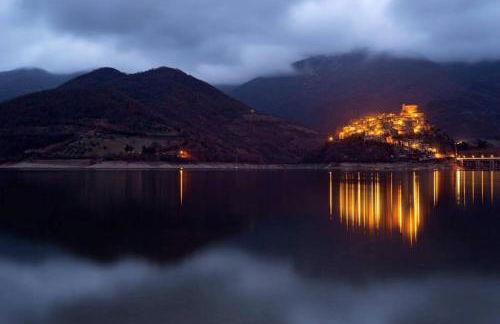 Attico con Terrazza panoramica - LAKEHOLIDAY IT - Foto 50