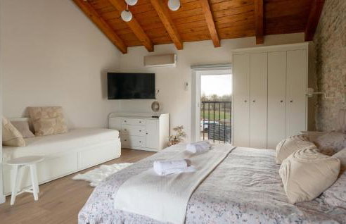 Lovely Home In Vidulini With Kitchen - Photo 12