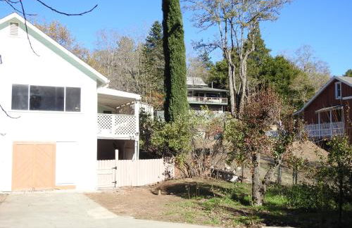 Miners Choice 3 Bedroom on Main St Bonus Rooms Sleeps up to 9 TV WIFI Piano - Foto 72