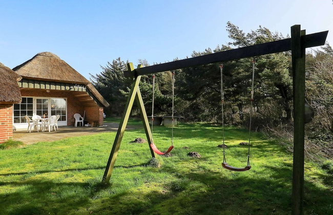 8 Person Holiday Home in Lokken - Foto 34