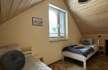 Domek w ogródku z prywatną balią z hydromasażem - Foto 5