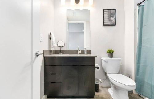 Modern dntwn apt- prime location - Foto 25