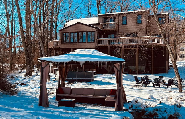 Waterfront Mansion W hot-tub & Pool by RedAwning - Foto 32