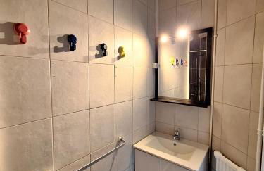 2 Appartements 6 personnes Orléans Centre - Proche gare SNCF - Foto 46