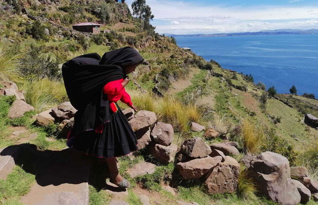 Uros, Taquile and Amantani Islands 2 Day Trip - Foto 4