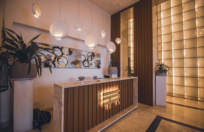 The Row Residential Hotel - Photo 2