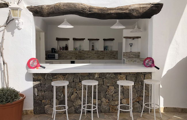 Lush Farmhouse in Sant Miguel de Balansat with Hot Tub & Private Pool - Foto 26