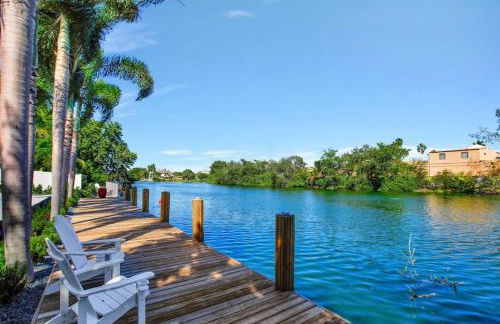 Lakefront Family Fun Home with Private Dock 3BR 2B - Foto 5