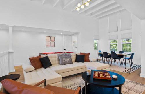 Chic Uptown Phoenix Home - Pool Table & Perfect Location - Foto 2