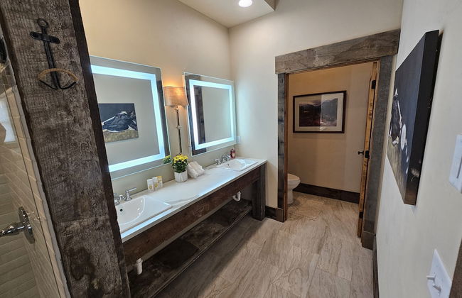 Eaglescape Suites and Event Center - Photo 23