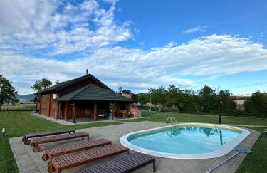 V's place - wooden house with heated pool and outdoor sauna - Foto 4