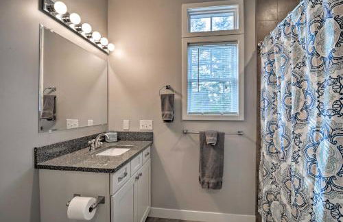 Lakefront Home with Dock! 18 M to Caberfae Peaks - Foto 14