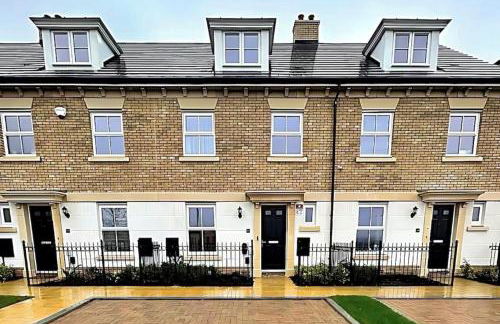 House - Sleeps 8 - Free Parking and Ps5 - Foto 1