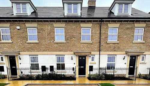 House - Sleeps 8 - Free Parking and Ps5 - Foto 1