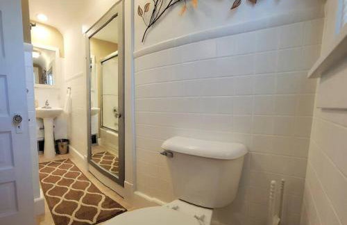 Beautiful Craftsman Style Home w/ Fenced Yard - Foto 22