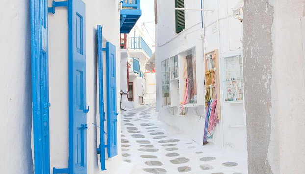 Private Tour: Mykonos Old Town Walking Tour - Photo 2, Explore the whitewashed streets of Mykonos on a private tour!