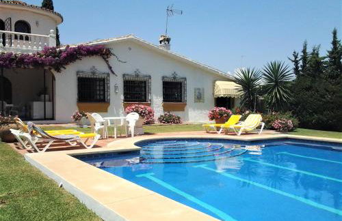 Spectacular Andalusian Villa Linda Vista Playa - Big Private Pool, BBQ & 2 Parking - Photo 2