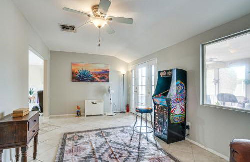 Close to Golf Sun City Escape with Furnished Porch! - Foto 9