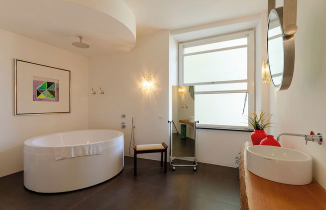 JOIVY Exclusive 3-bedroom flat near Cathedral of Genoa - Foto 59