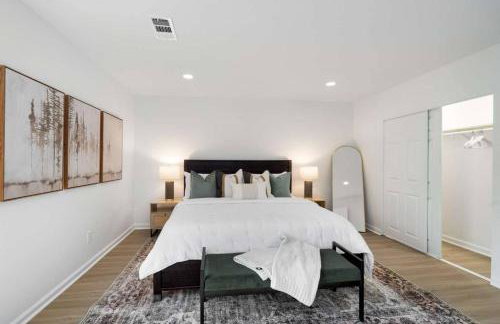 Stroll to Downtown Alpharetta AND Avalon Shops - Foto 22