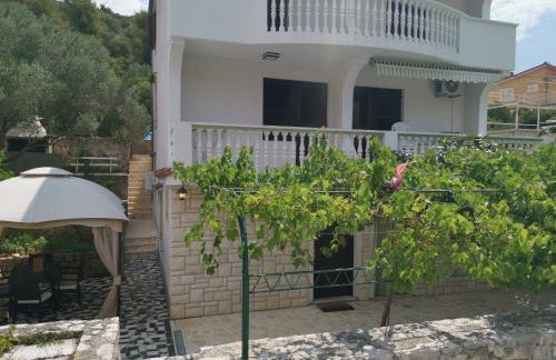 Apartment Ivan - Photo 2