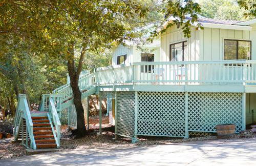 The Bungalow Partial Home Rental - Photo 30