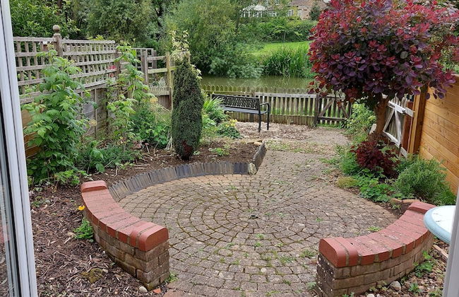 Tranquil Northampton Retreat - Foto 17