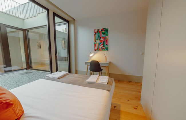 Legacy Oporto Premium Apartment B by Vacationy - Photo 37