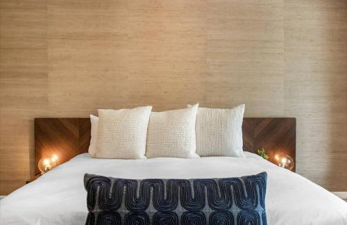 Spacious A-Frame with Lake Michigan Views & Hot Tub-Family Friendly - Foto 34