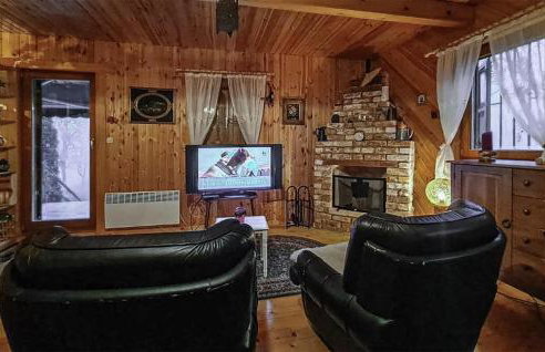 5 Bedroom Cozy Home In Sertic Poljana - Foto 16