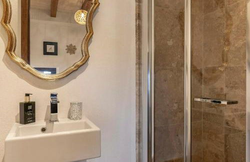 Restored Barn Tuscan Hills View - Foto 13