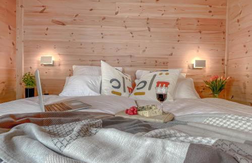 traumHaff Küstenchalets - einzigartige Chalets an der Ostsee. Ganz aus Lärchenholz mit Kamin und Sauna - Foto 21