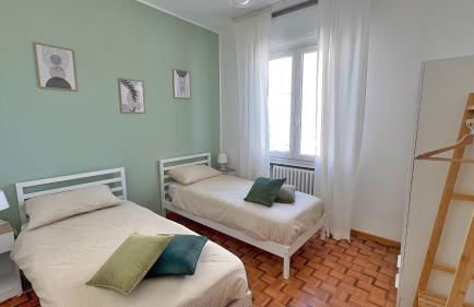 Dimora Pasolini , Stylish Two Bedroom Apartment in the Historic Center - Foto 18