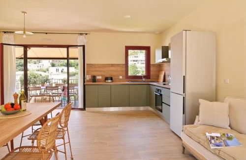 Résidence Les volets rouges - Duplex de standing avec piscine - Foto 13