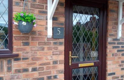 Ludlow Mews Town House with Free parking - Photo 23