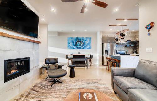 Fancy Townhome Near Old Town, Breweries and River! - Foto 30