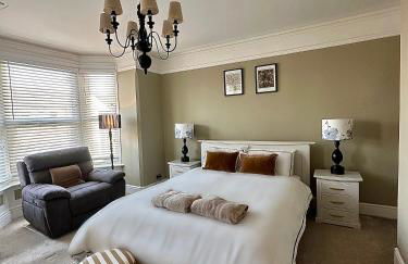 Charming city home free parking - Photo 20