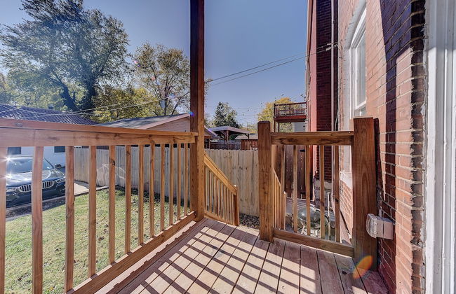 Designer Home in Shaw Right Side - JZ Vacation Rentals - Photo 36